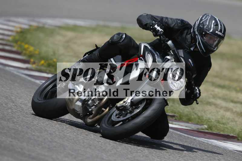 /21 17.06.2026  Ducati Schweiz Track Warmup ADR/Gruppe blau/52